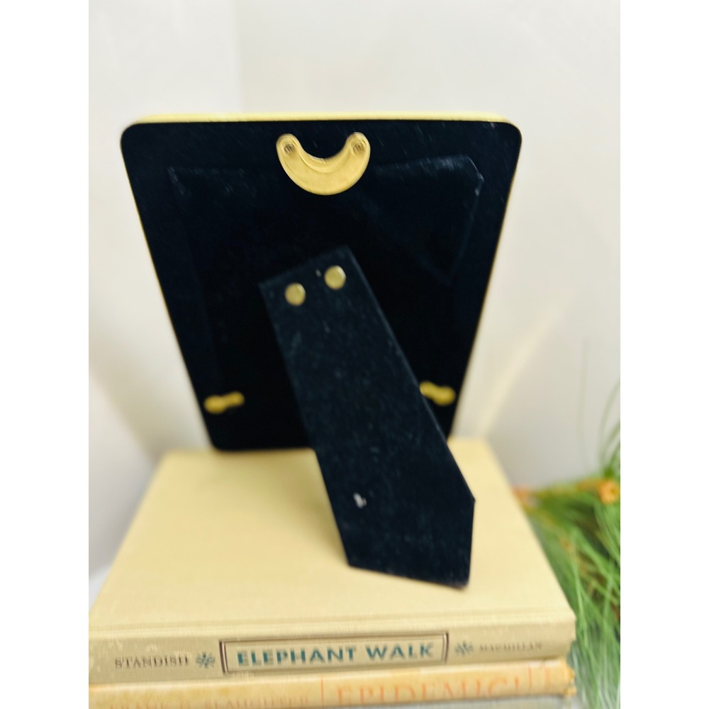 Vintage Gold Tone Ribbed Corner Picture Frame Hollywood Regency 5x7 Tabletop - Picture 6 of 6